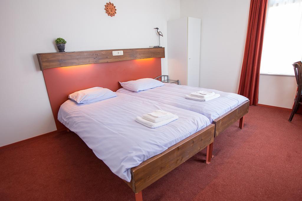 Hôtel De Gouden Klok à Leeuwarden Extérieur photo