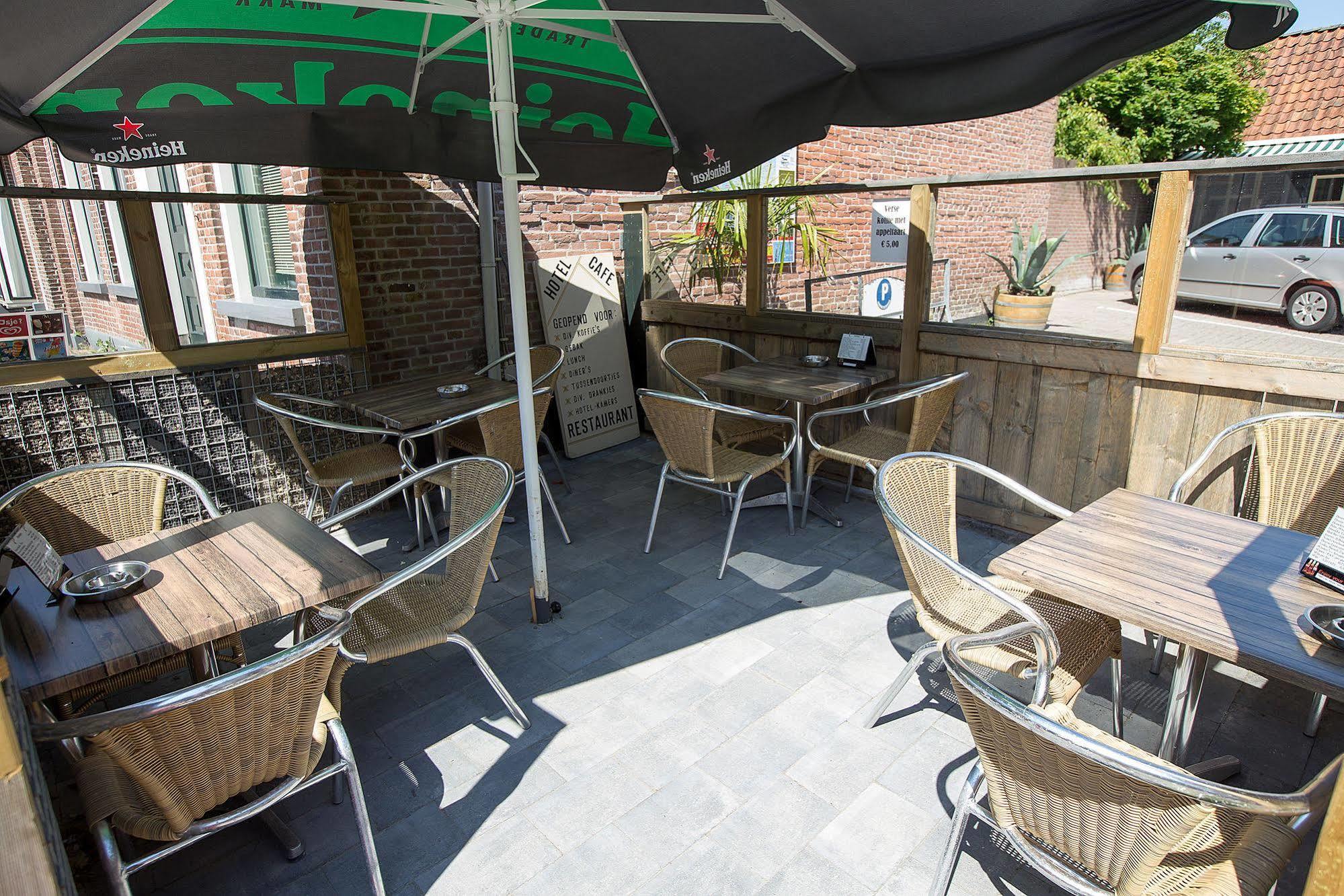 Hôtel De Gouden Klok à Leeuwarden Extérieur photo